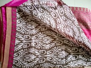Pink &amp; Gray Printed Saree
