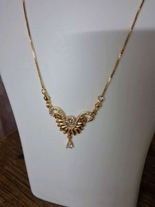 Gold Polish Cain With Earrings