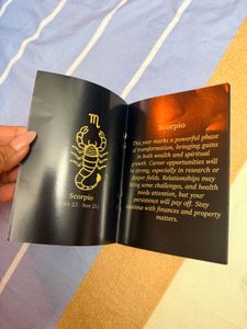 Luna Guides Horoscope 2026 Booklet