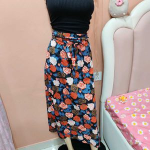 🌹 Rose Printed Wrap Skirt! 🌹