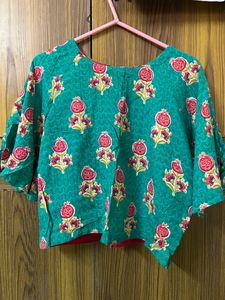Green Floral Crop Top