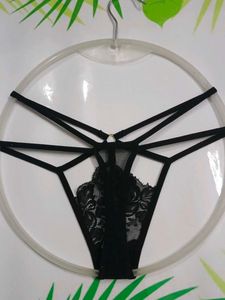 (400)Sexy Black Lace Strappy Thong