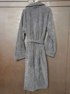 Cozy Grey Robe - Perfect for Lounging!
