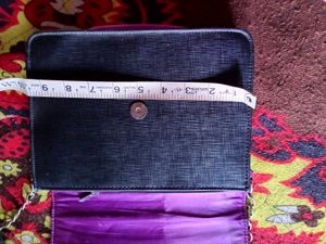 Black With Megenta Colour Shoulder Bag👜