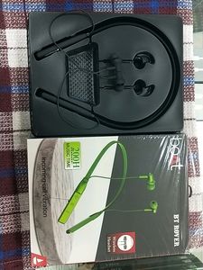 Boat Copy Bluetooth Neckband