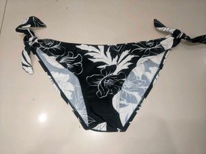 Tie-up bikini brief