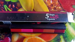 Met Lipstick