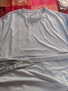 Regular top with waist tie-ups