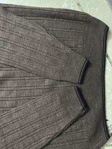 M SIZE SWEATER