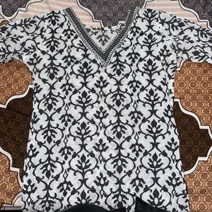 White and black short kurti