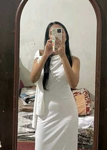 Trending Viral White Bodycon Maxi Dress 🤍