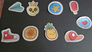 9 PCs Of Glossy Stickers