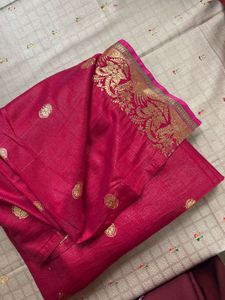 Stylish maroon saree