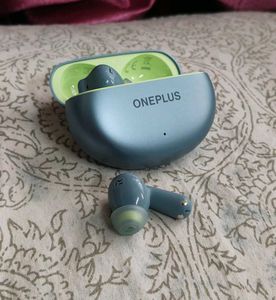 OnePlus Wireless Earbuds Brand New Unsed