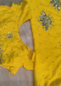✨chiffon Bright Yellow Partywear Saree Blouse ✨💕