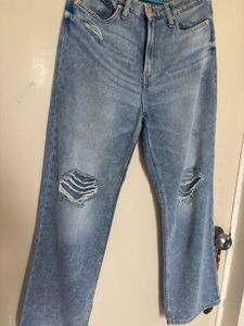 H&amp;M RIBBED-DETAILED HIGH RISE JEANS