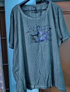 Plus Size T-shirt