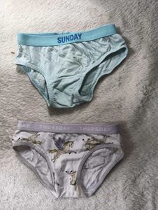 2 panty S Size 💙