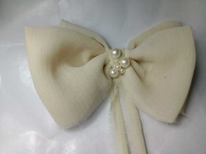 Cream Pearl Hair Bow