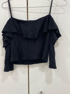 Unleash Your Radiance: The Must-Have Top!