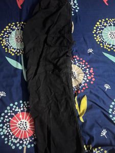 Baggy Black Cargo Pants