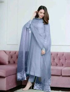 Pakistani Style Kurta Sets.