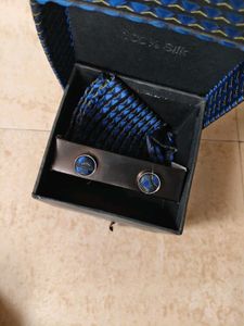Blue Colour Tie With Cufflinks