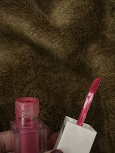 brand new never used since i dont love pink on me