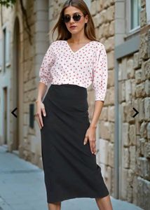 Elegant Black Midi Skirt