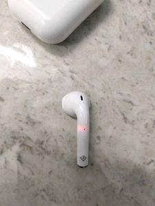 U £ I Wireless Headphones
