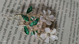 floral hair clip
