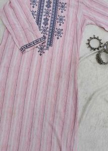 Embroidered Stylish Pink Straight Kurti