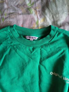 Green sweatshirt for women