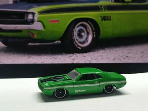 Green Dodge &#39;70s Challenger Hotwheels Vintage Car