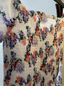Cute Floral Print Top / Size S