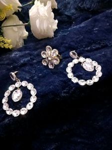 Stone Earring with Rin