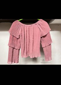 Cute Pink Off-Shoulder Top🩷🩷