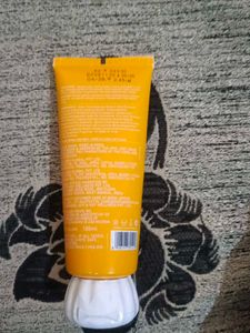 Dot &amp; Key Face Wash