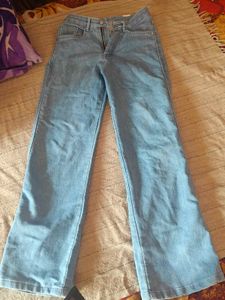 baggy straight fit blue jeans