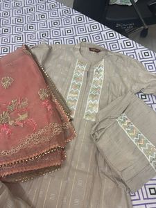 Elegant Beige Embroidered Salwar Kameez