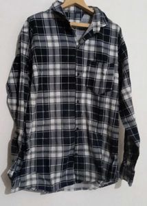 Plaid Flannel Black And White Check Shilrt🖤