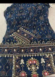 Elegant Kurta Set Never Wore