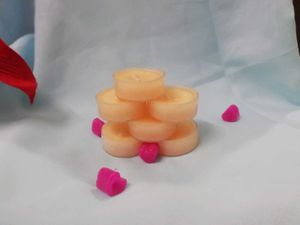 6 Peice Peach Scented Candle