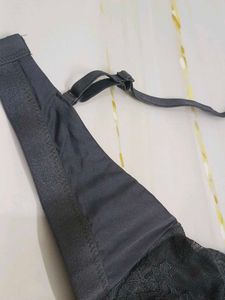 (1300)Lace Detail Bra - Size30