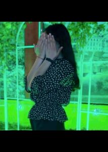 BLACK-GREEN FLORAL TOP