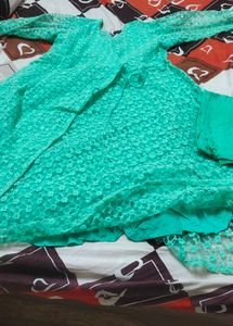 chiken work Elegant Green Embroidered Kurta Set