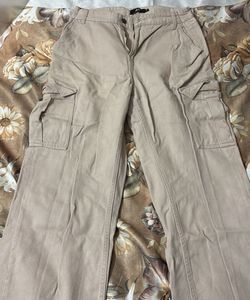 ⭕️B3G1⭕️ + 30 % Off On Combo❗️H&amp;M Beige Cargo Pant