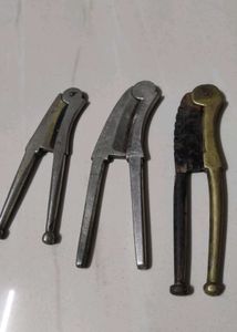 Nut Cutter