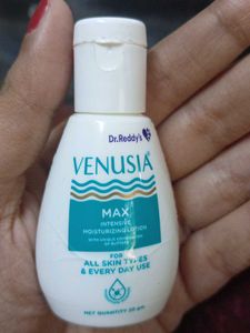 Venusia Max Lotion