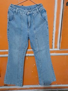 Urbanic Blue Jean 💙 + Free Top ❤️